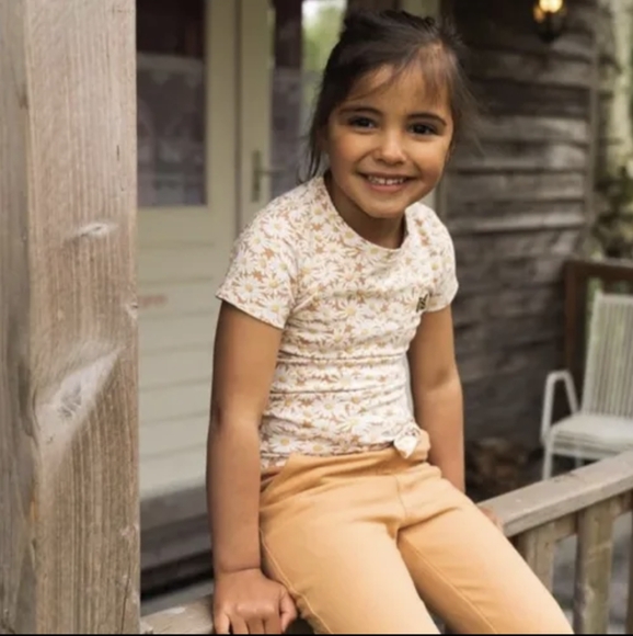 Set of Shirt & Leggings - Picture 1 of 13